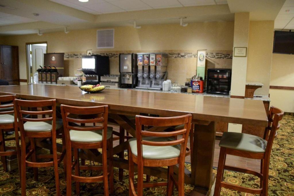 Country Inn & Suites By Radisson, Dundee, Mi Extérieur photo